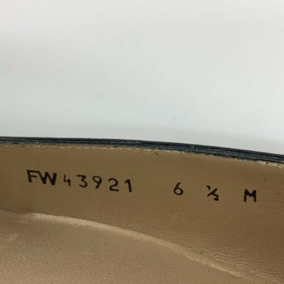 Stuart Weitzman Wedge Patent Leather Closed Toe Shoes Dark Green 6.5 - Picture 7 of 11